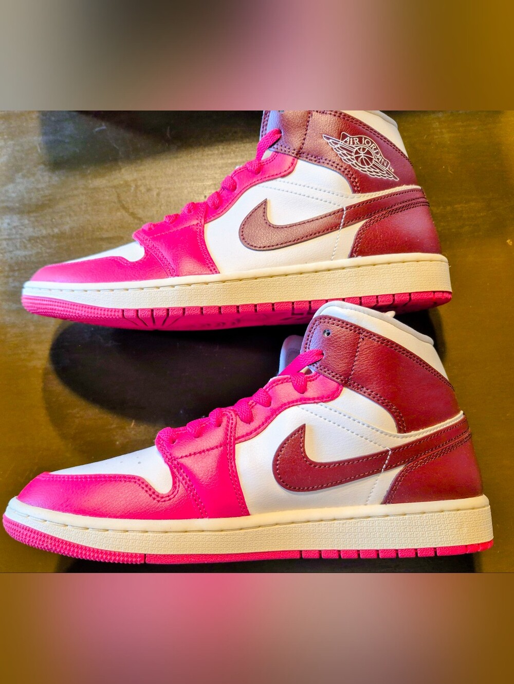 Air Jordans 1 Mid Pink And Burgandy 11w